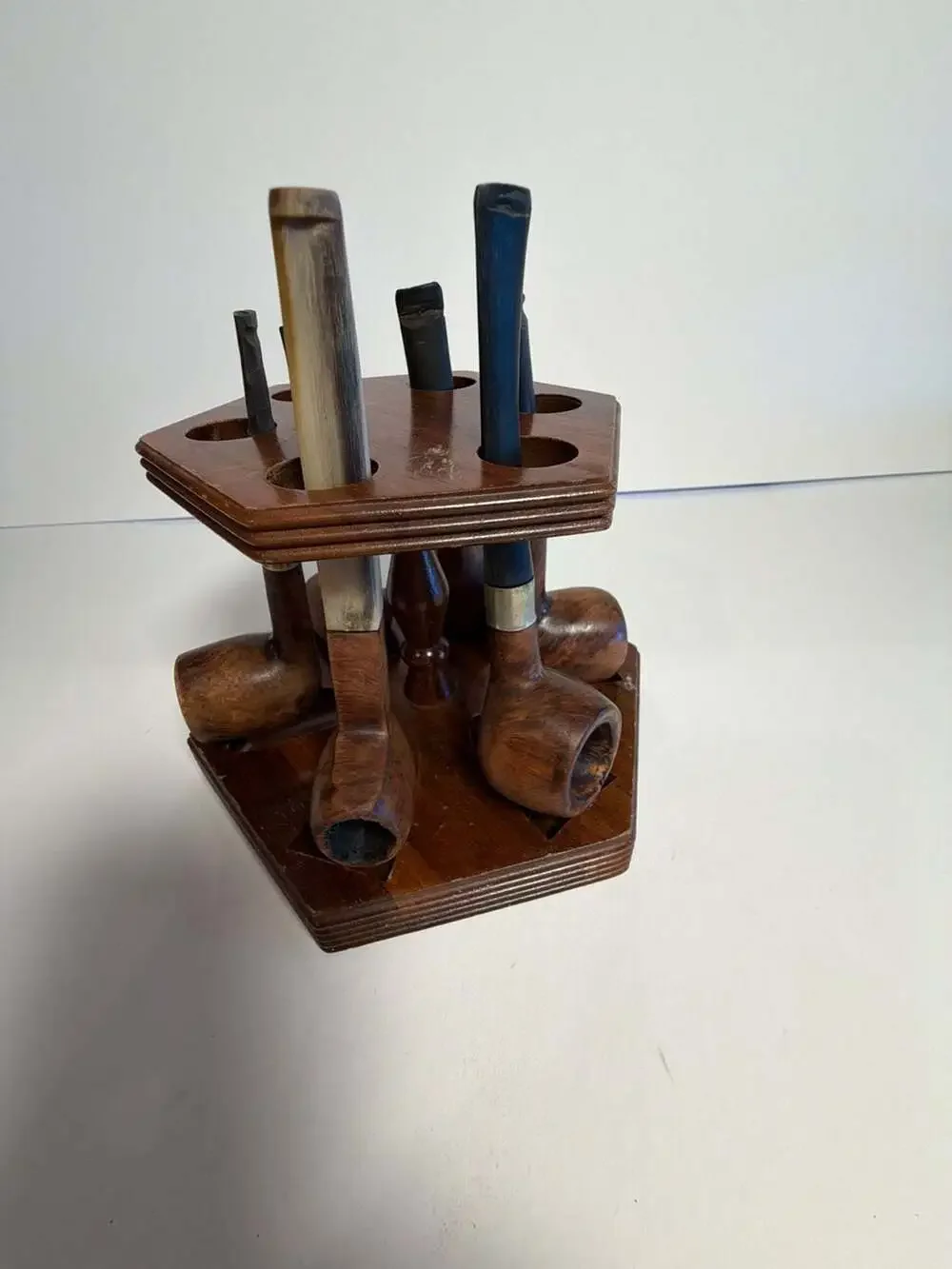Vintage Decatur Industries Hexagonal 6-Pipe Carousel Stand with Assorted Pipes